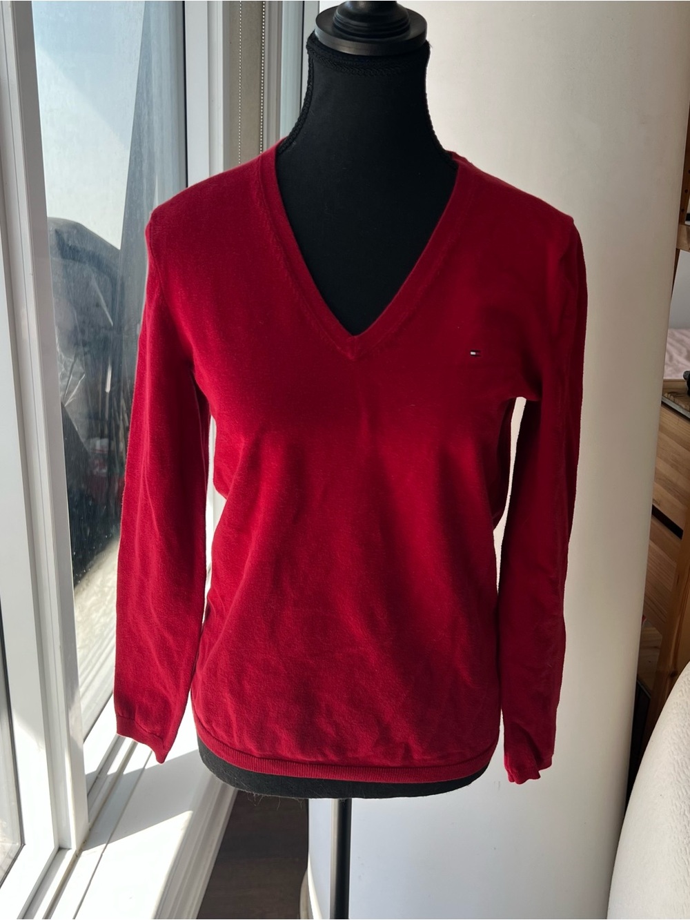 Excellent Condition! Red Tommy Hilfiger Women’s V-Neck Sweater - Size Small